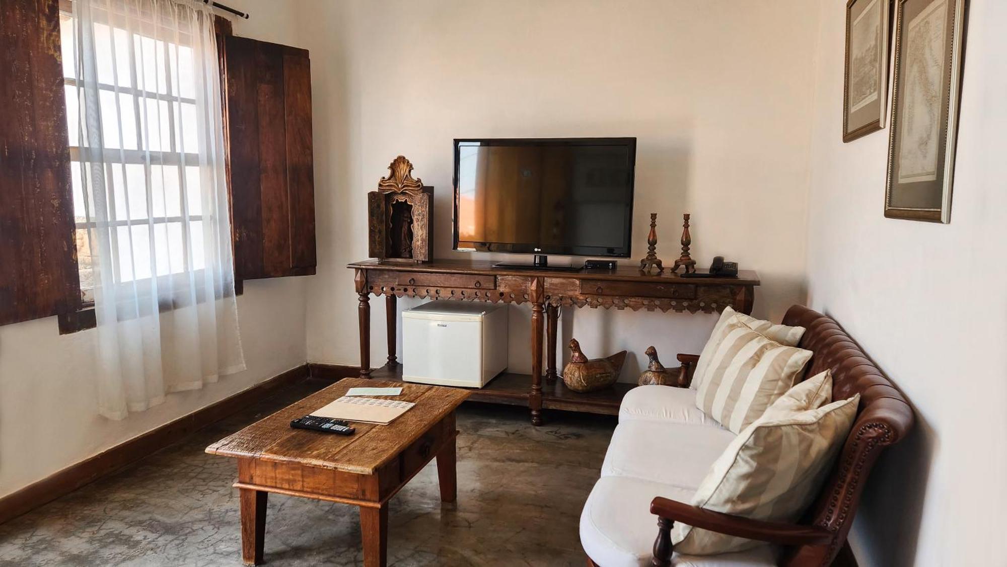 Pouso Da Torre Hotel Tiradentes Buitenkant foto